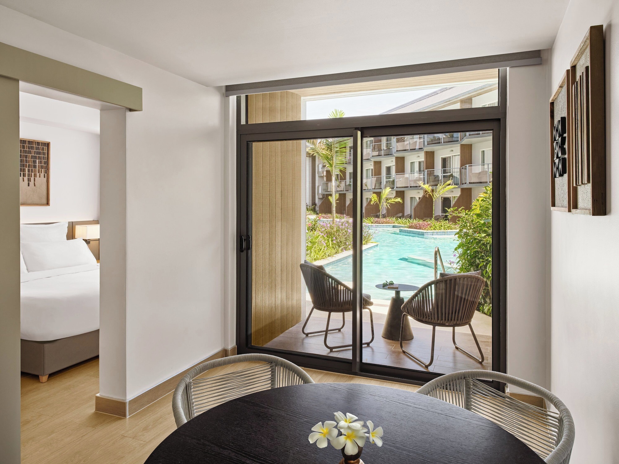 园景特大床两卧室套房含两张单人床