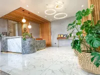Metro Pines Inn