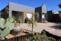 Daisy Country Lodge Hotels in 