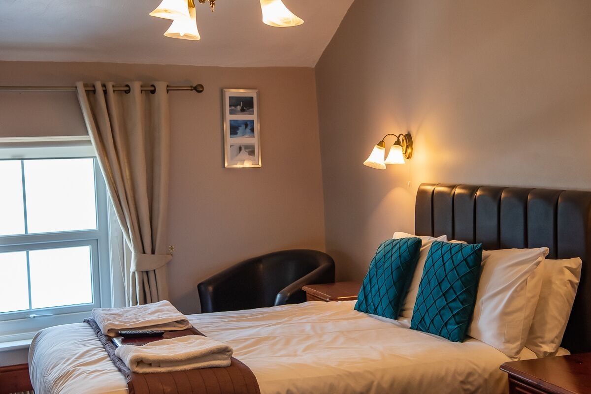 舒适客房， 1 张双人床， 海景