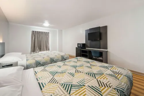 Motel 6 Laredo, TX - North I-35
