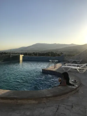 Delora Hotel and Suites Ξενοδοχεία στην πόλη 