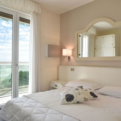 Classic Double Room with Sea View Hotel Anthony Promo Code