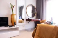 The Wilcrest Apartment