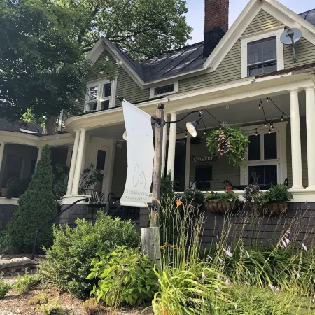 La Maison de Ville - Bed & Bistro