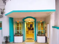 Hostel Mantra Hotels in 