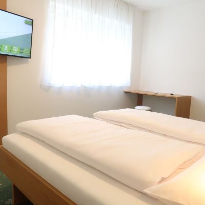 Basic Double Room Hotel B3 Promo Code