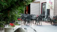 Coachlite Inn