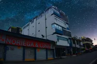 月亮藍色飯店 住宿飯店