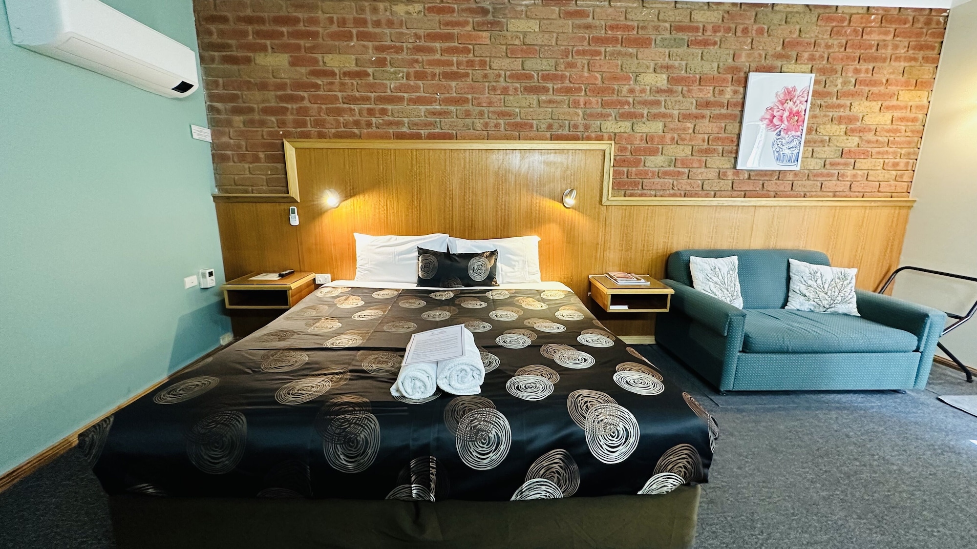 大床间 - 带spa浴缸