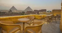 Life Pyramids Inn Hotels in Nazlet El-Semman