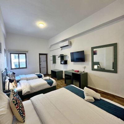 Comfort Quadruple Room Sydney Hotel Promo Code