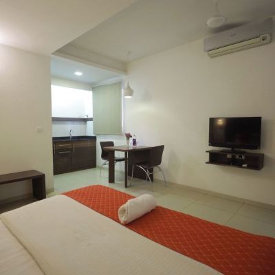 Deluxe Queen Studio Ixora Suites Promo Code