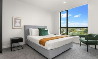 BKs Pioneer Motel - Housity