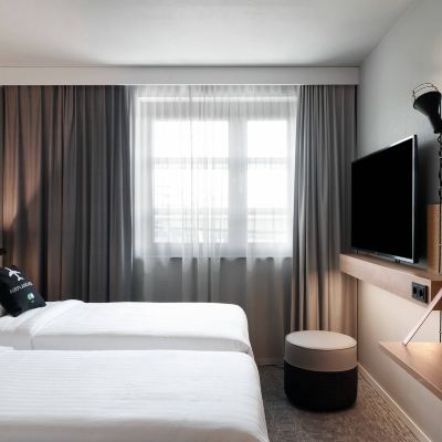 Moxy Sleeper, Guest Room, 2 Twin Moxy Cologne Bonn Airport Promo Code