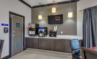 Americas Best Value Inn and Suites IAH Airport North