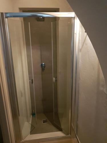 三人房（带独立浴室）