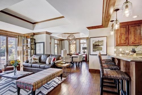 2Br Residence at the Ritz-Carlton with Valley View Two-Bedroom Apartment