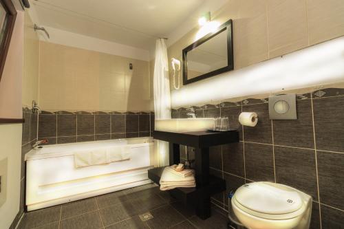 山景豪华双人或双床房