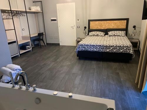 豪华双人或双床间 - 带spa浴缸