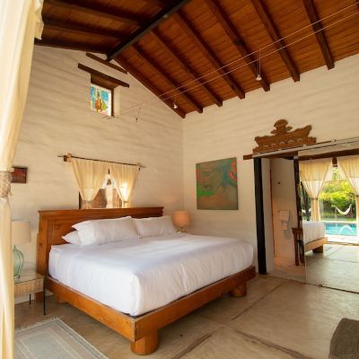 Panoramic Double Room, Ensuite, Poolside