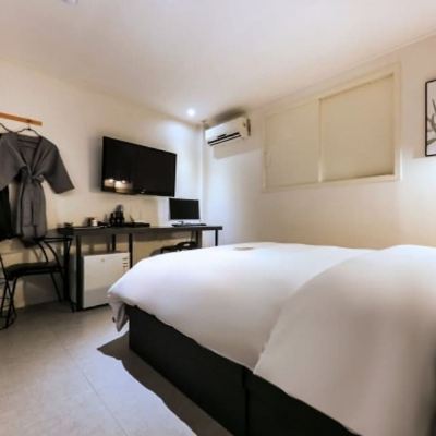 Premium Double Room, Non Smoking (Extra Fee for 2 + Nights Including Weekend or National Holidays) Hotel Yam Yuseong Oncheon Promo Code