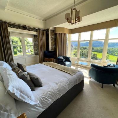 Superior King Room with Mountain View