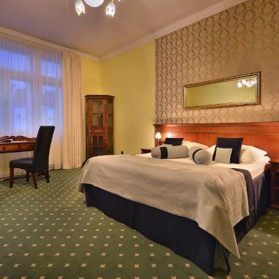 Deluxe Quadruple Room Hotel Morris Česká Lípa Promo Code
