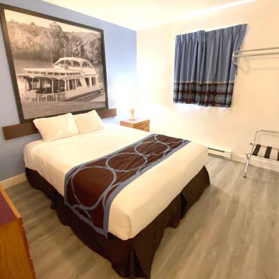 大床套房-禁煙 夕卡摩速8汽車旅館優惠