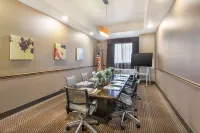 Best Western Premier Ivy Inn  Suites