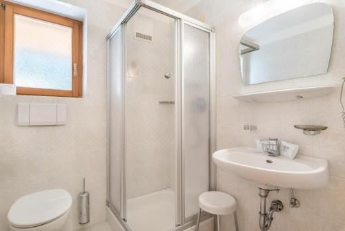 高级一卧室带阳台公寓