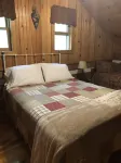 ~ Cabin in the Wildwoods ~ Secluded ~ Rustic ~ Family Friendly~