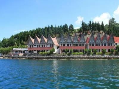 Danau Toba International Cottage Parapat Hotels in 