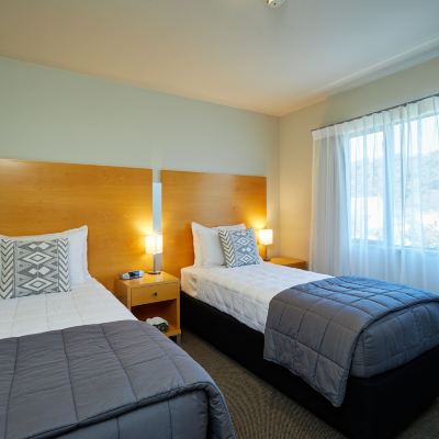 Deluxe Apartment with Lift 2 Bedrooms Waves Luxury Apartments Promo Code