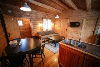 Vesterland Feriepark Hytter, Hotell og Leikeland Hotels in 