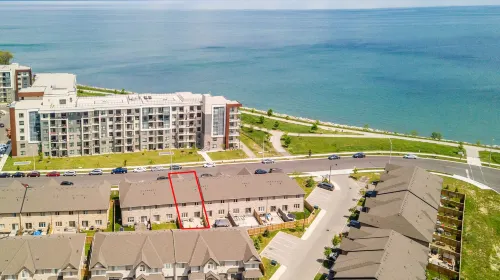 Globalstay. Waterfront 5Br Townhouse. Private Hot Tub, Gym, Sauna