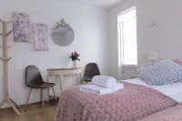 The Apartment - Öbbuhús Hotels in 