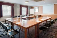 Holiday Inn Express LEEDS - EAST by IHG