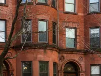 Beacon Inn 1087 Hotels in Brookline
