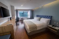 Tryp by Wyndham Guayaquil Airport Hotels in 