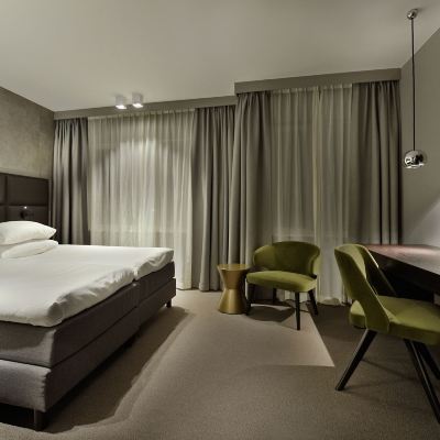 Comfort Triple Room Amsterdam Forest Hotel Promo Code