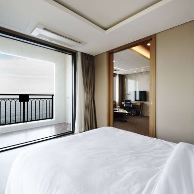 주니어 퀸 사이즈 침대 스위트 - 금연 라마다 속초 바이 윈덤 쿠폰