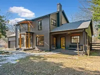 Historic 6 Bedroom Luxury Home Walking Distance to Downtown Jasper! Hotele w: Jasper