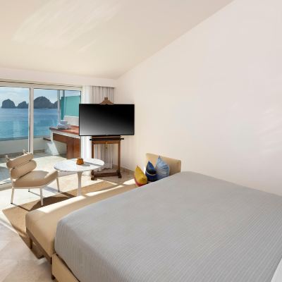 Extra Me + Junior Suite Frente Playa Con Hidromasaje ME Cabo Promo Code