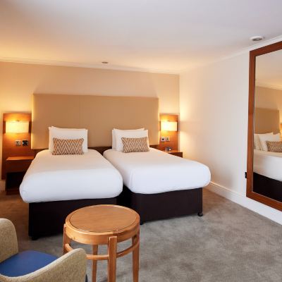 Deluxe Twin Room Thistle Trafalgar Square Promo Code