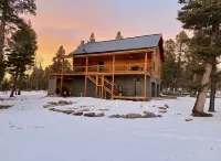 Bear Necessities Lodge on Ski Mtn • Wildlife & Private Acre