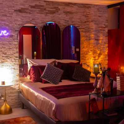 Deluxe Apartment, Ensuite (L'Ecrin De Fauve) Domaine de la Fauvrière Promo Code
