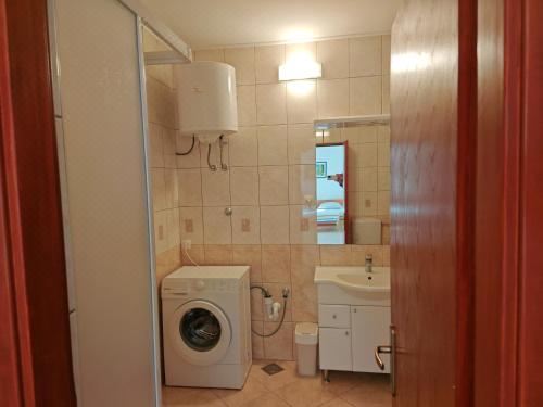 Apartment Paladin One-Bedroom Apartment