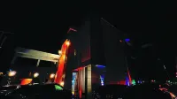 Cecillia Exclusive Hotel And Suites Hotel di 