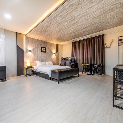 Couple Pc (Double Bed) High Specification Pc Seosan Hotel Zaza Promo Code